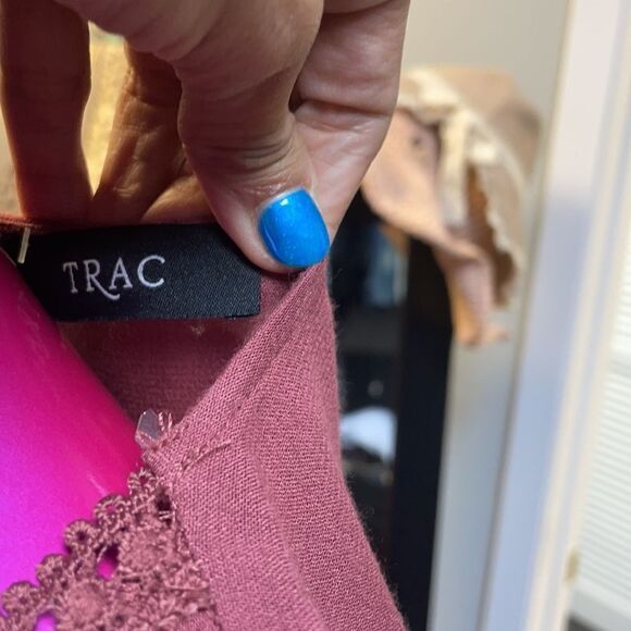 Trac Cover  - Picture 6 of 9